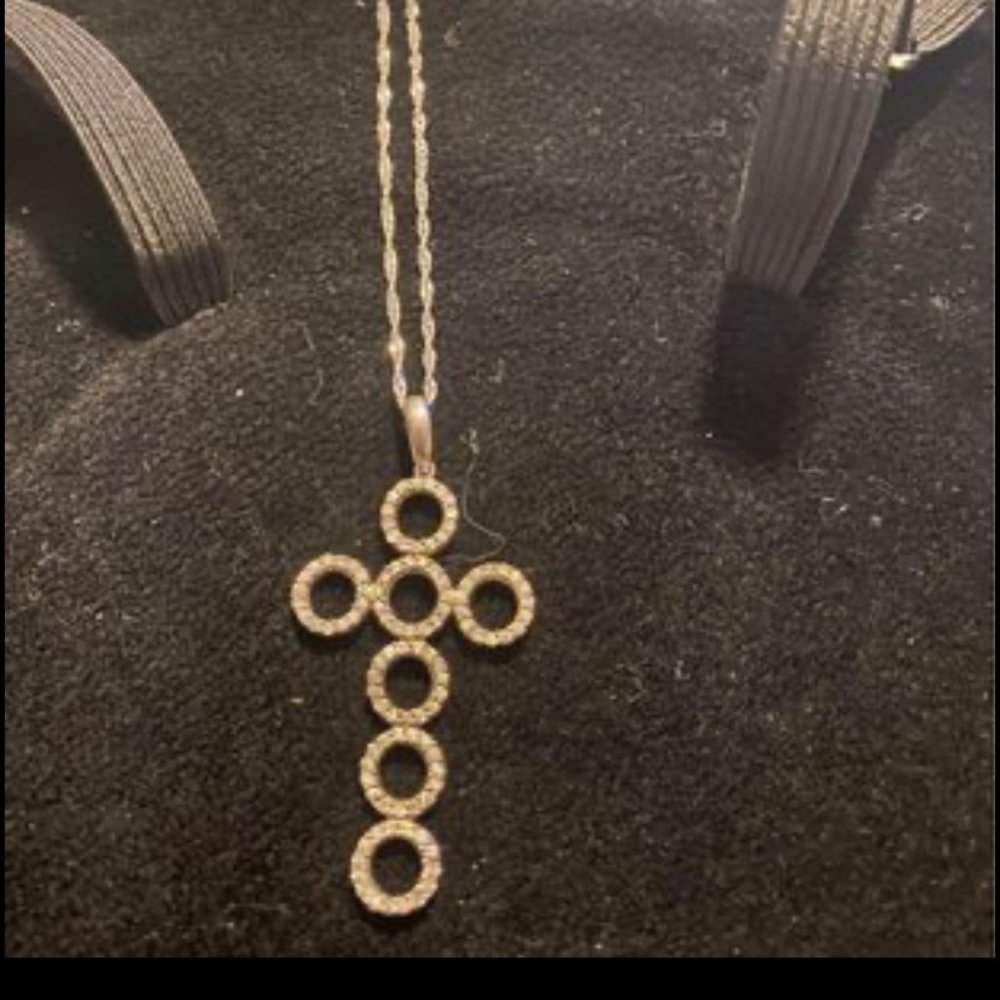 White Gold Diamond Cross Pendant